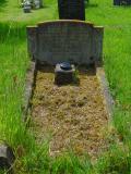 image of grave number 570132